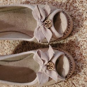 💥SOLD-LINEN TORY WEDGE💥